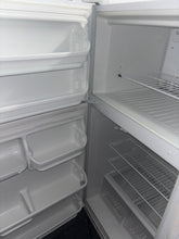 Charger l&#39;image dans la galerie, Frigo blanc
