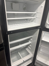Charger l&#39;image dans la galerie, Frigo noir kenmore
