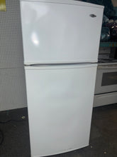 Charger l&#39;image dans la galerie, Frigo Maytag blanc
