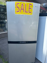 Charger l&#39;image dans la galerie, Frigo gris Samsung
